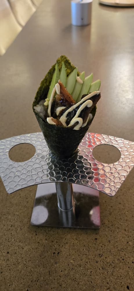 Spicy eel Hand roll