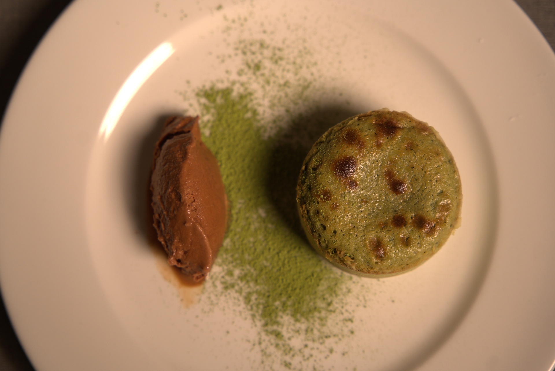Matcha lava cake